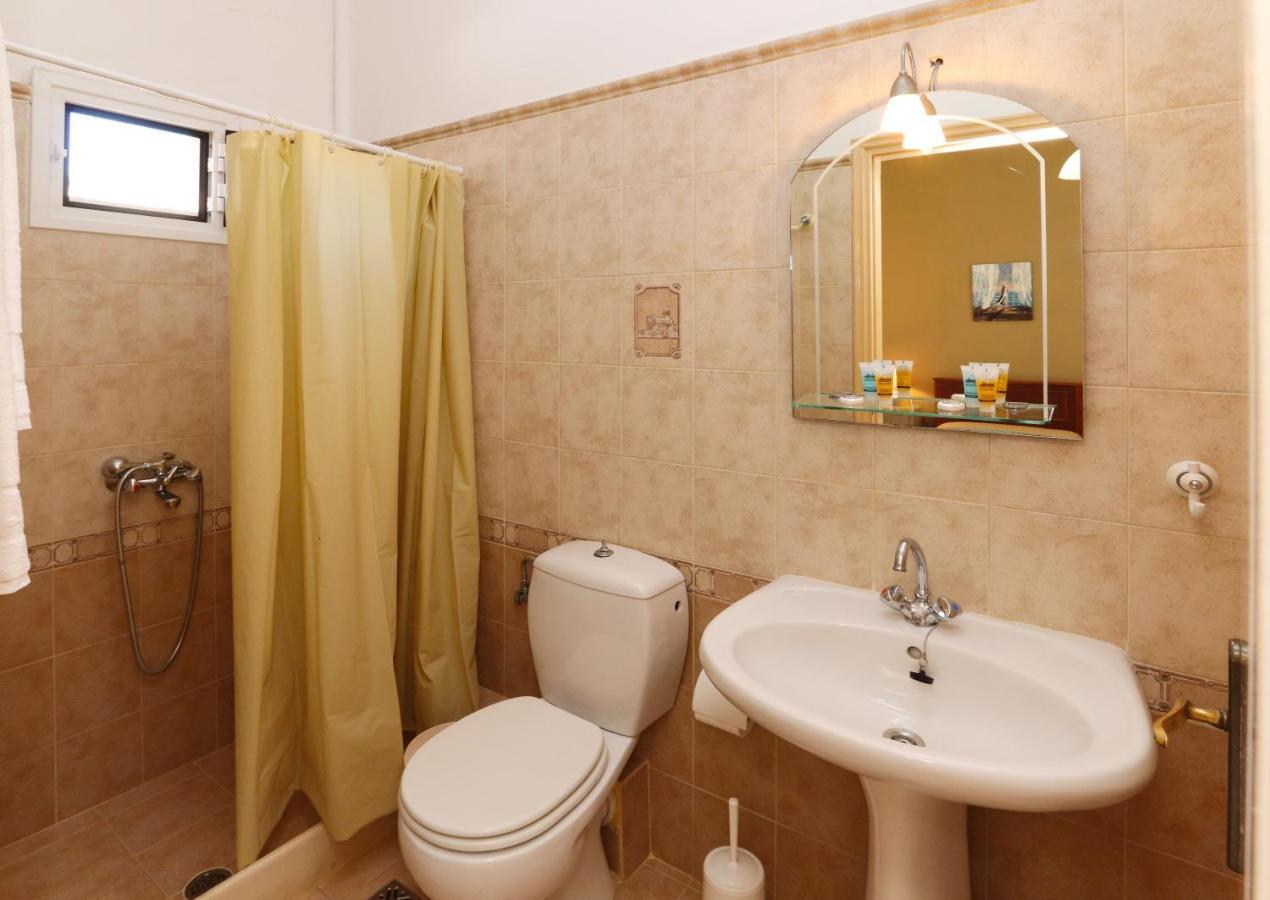 Hotel Angela à Loutra Edipsou  Extérieur photo