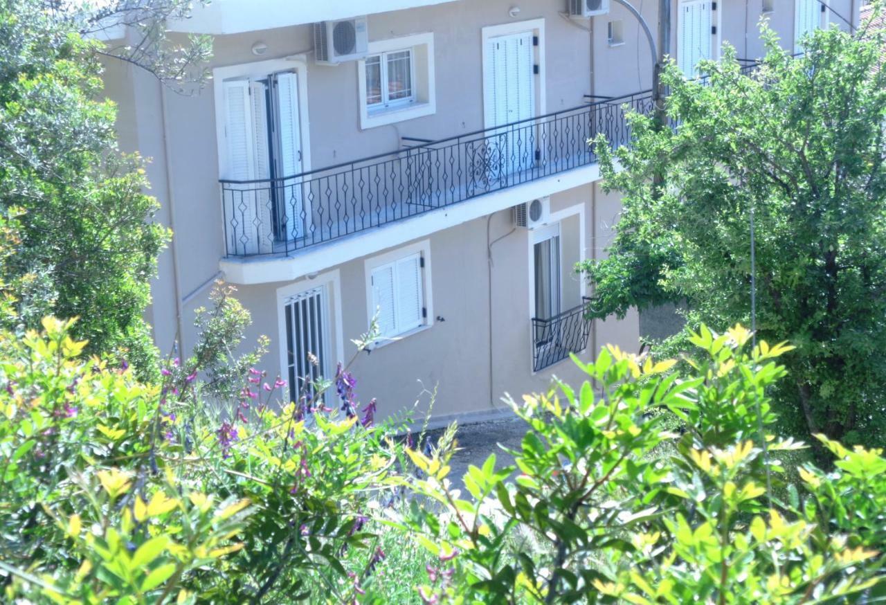 Hotel Angela à Loutra Edipsou  Extérieur photo